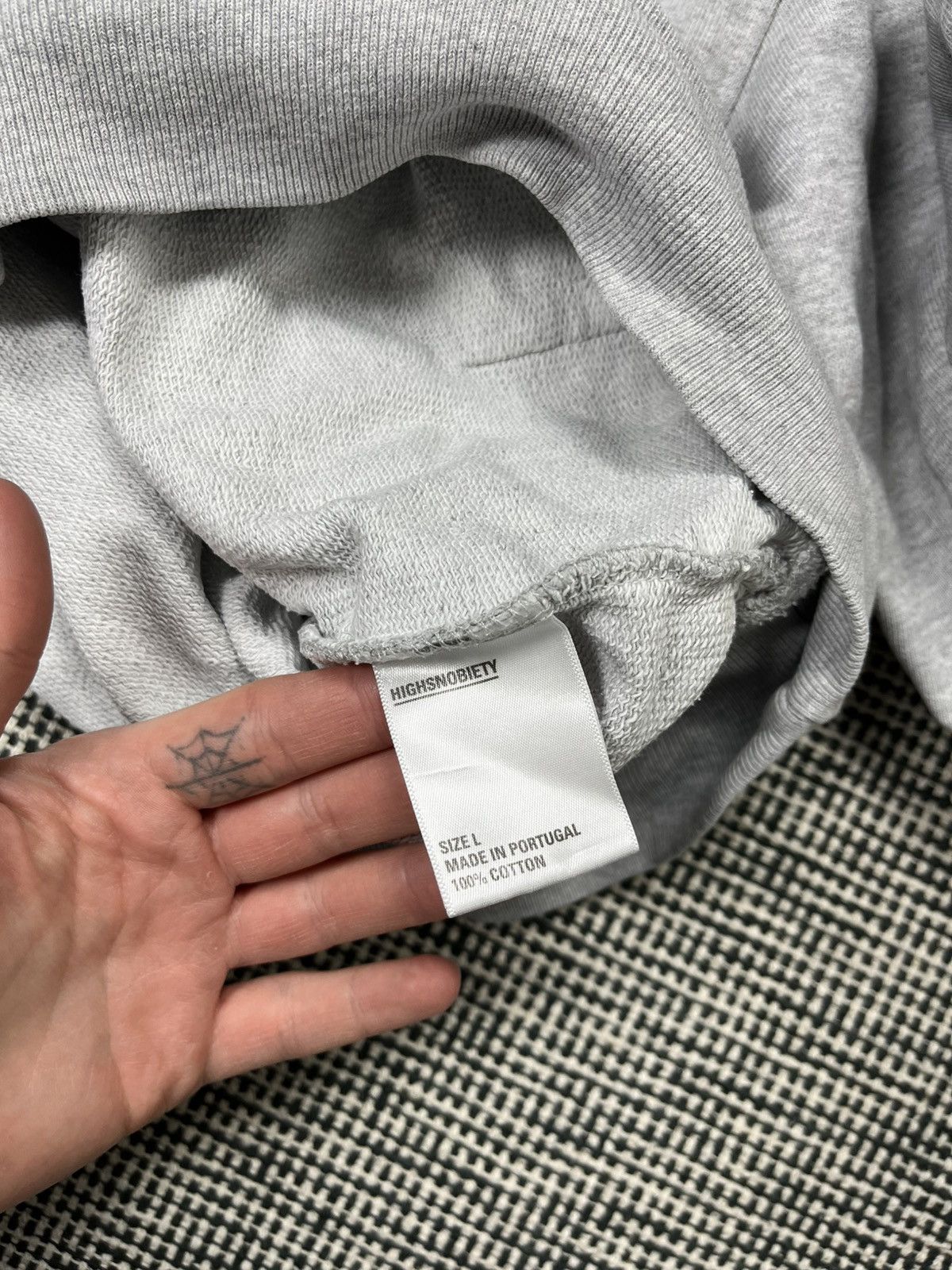 Highsnobiety Highsnobiety small logo plain blank boxy hoodie Size US L / EU 52-54 / 3 - 5 Thumbnail