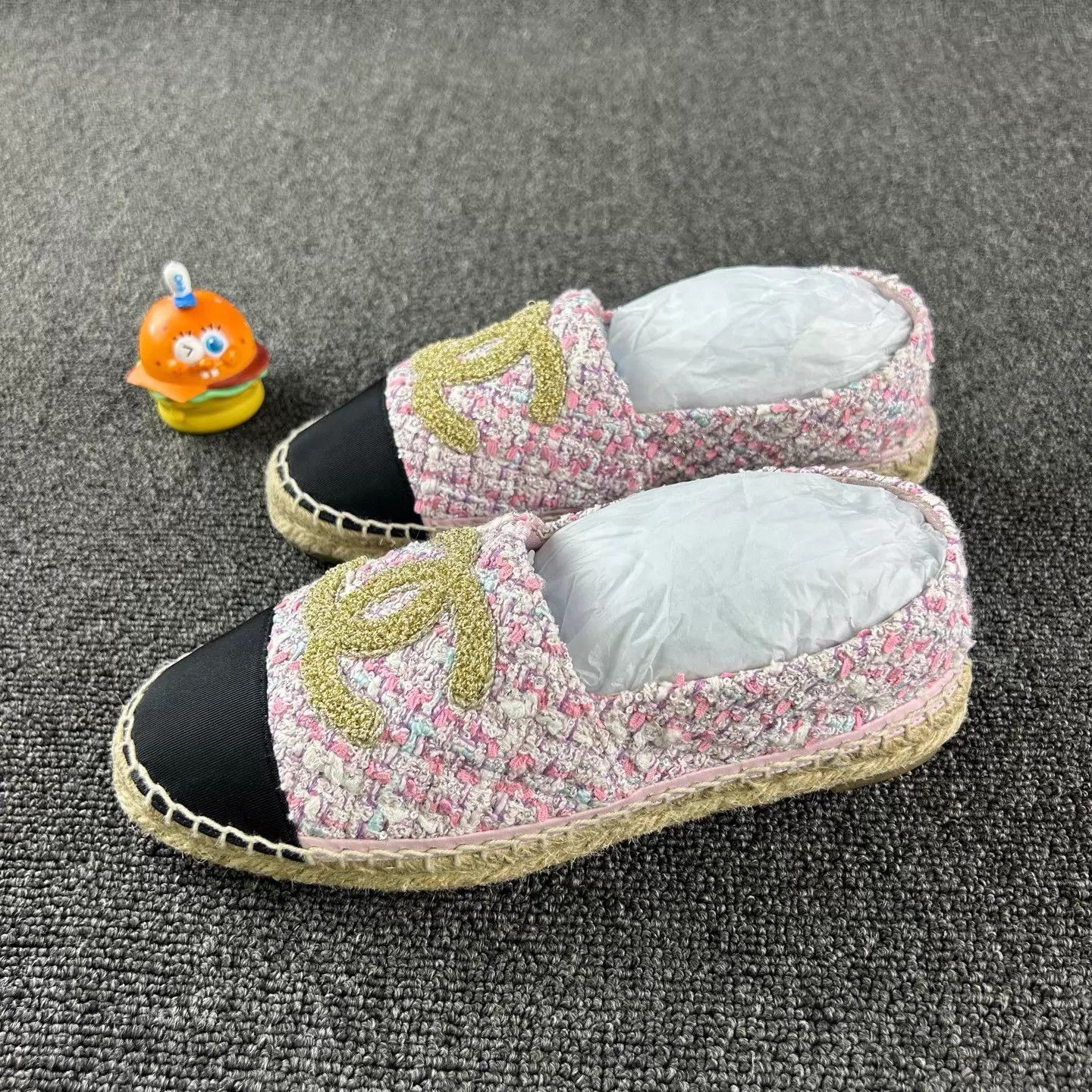 Chanel Chanel tweed fisherman shoes gold CC 37 like new HB6094 Size US 6.5 / IT 36.5 - 1 Thumbnail