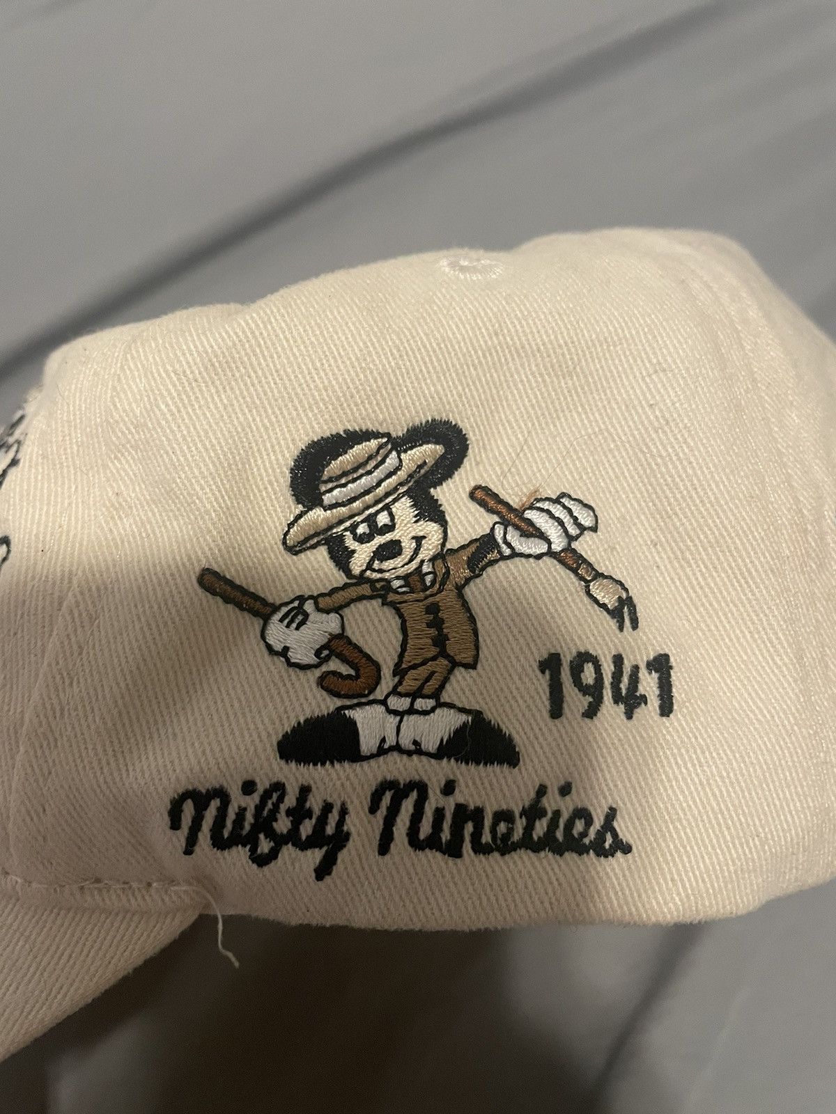 Disney 6 panel Mickey Eras Hat Size ONE SIZE - 3 Thumbnail