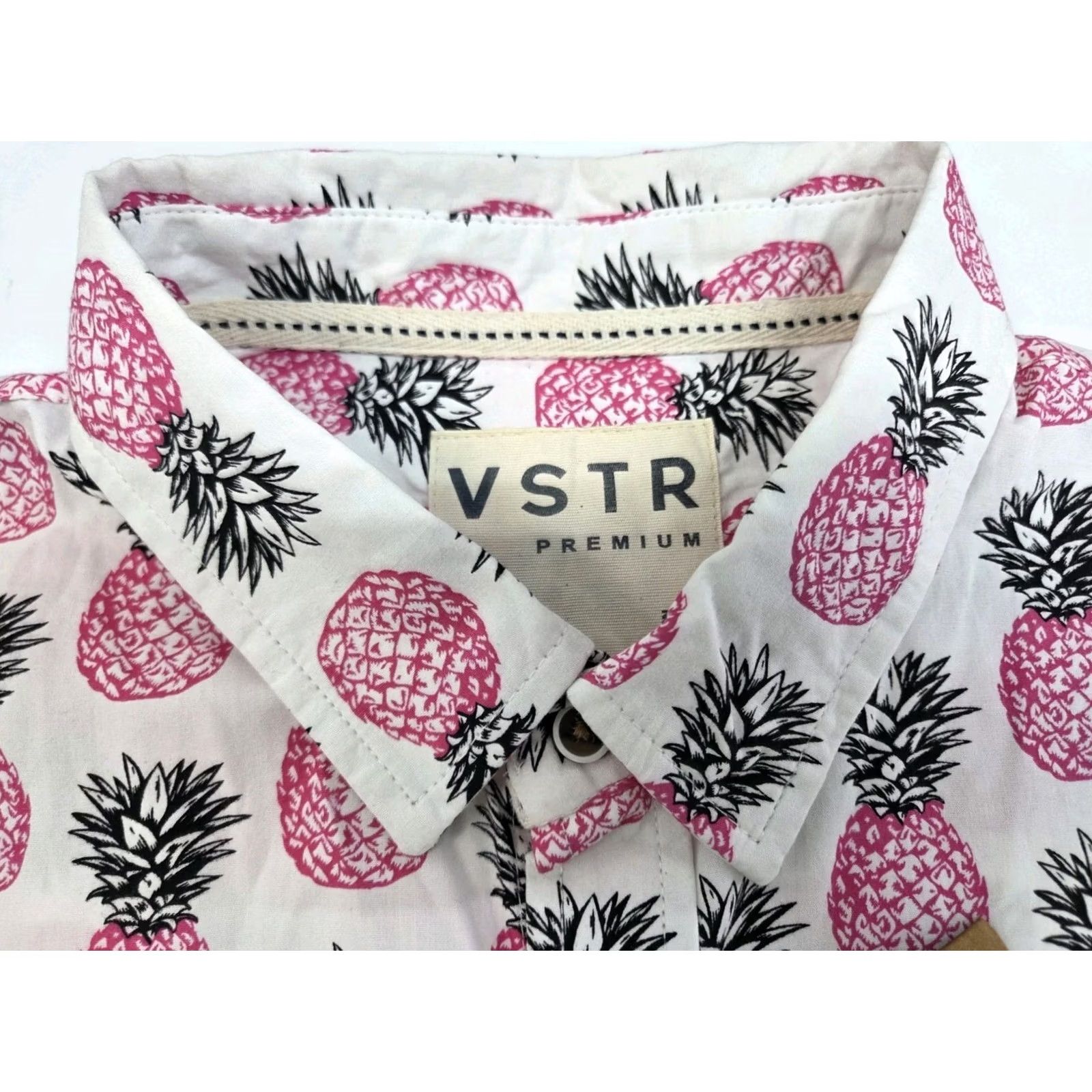 Vintage VSTR Premium Short Sleeve Button Up Shirt Pineapples M Men Black/White/Pink Hawaiian Button-Up Casual, Travel, Party Cotton NWT Size US M / EU 48-50 / 2 - 2 Thumbnail