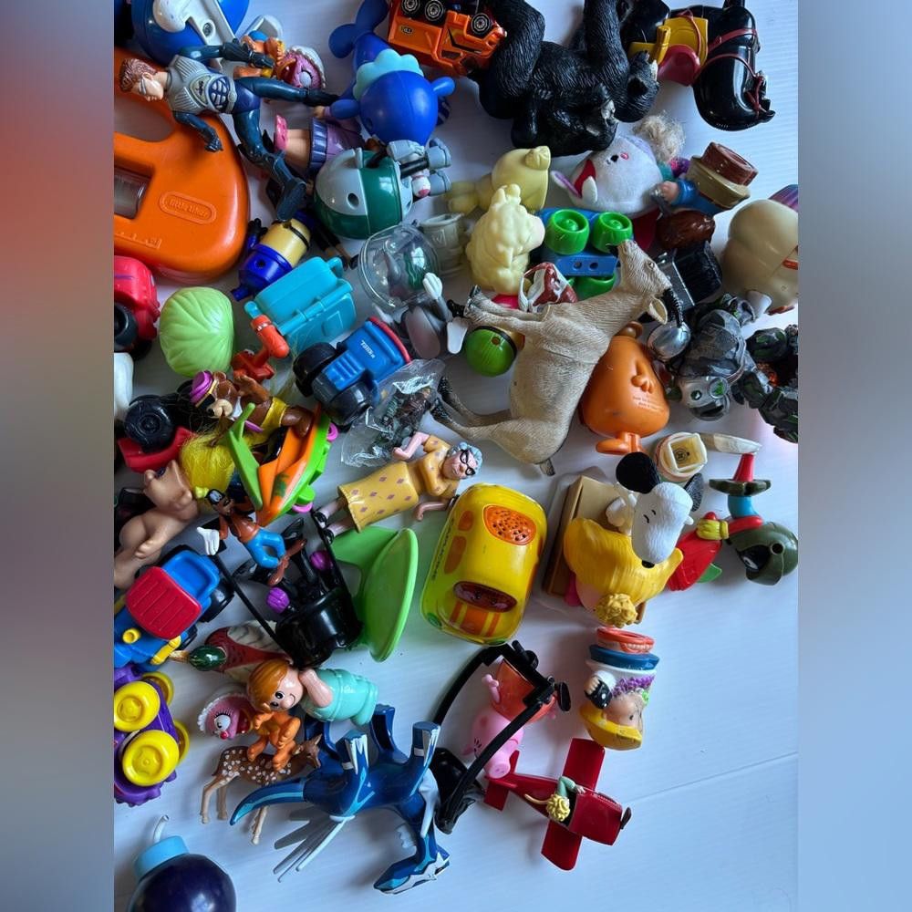 Designer Vintage toy lot, great for resellers Size ONE SIZE - 7 Thumbnail