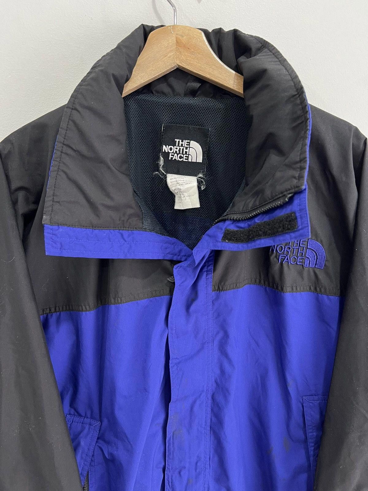 Vintage Vintage North Face Light Jacket windbreaker Size US XL / EU 56 / 4 - 4 Thumbnail