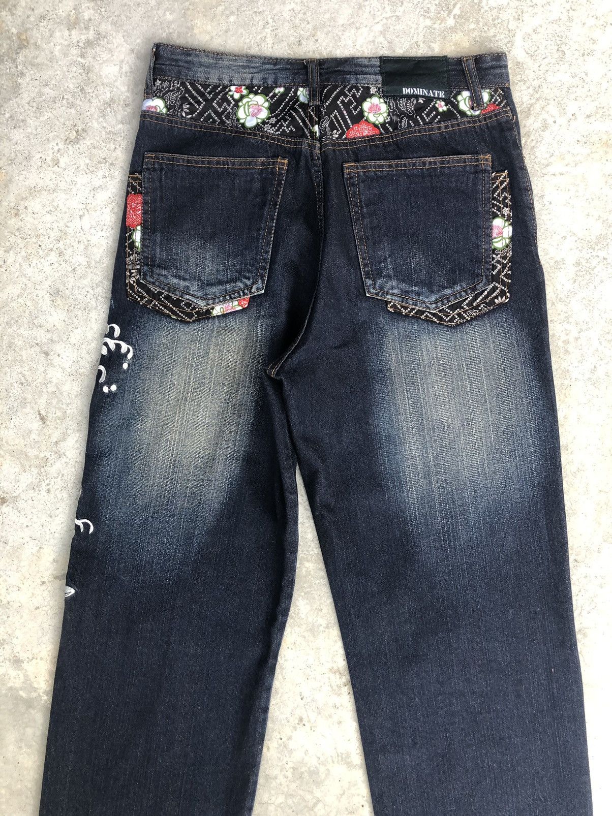 Japanese Brand Japanese Dominate Fish Koi Embroidered Jeans Distressed Size US 31 - 8 Thumbnail