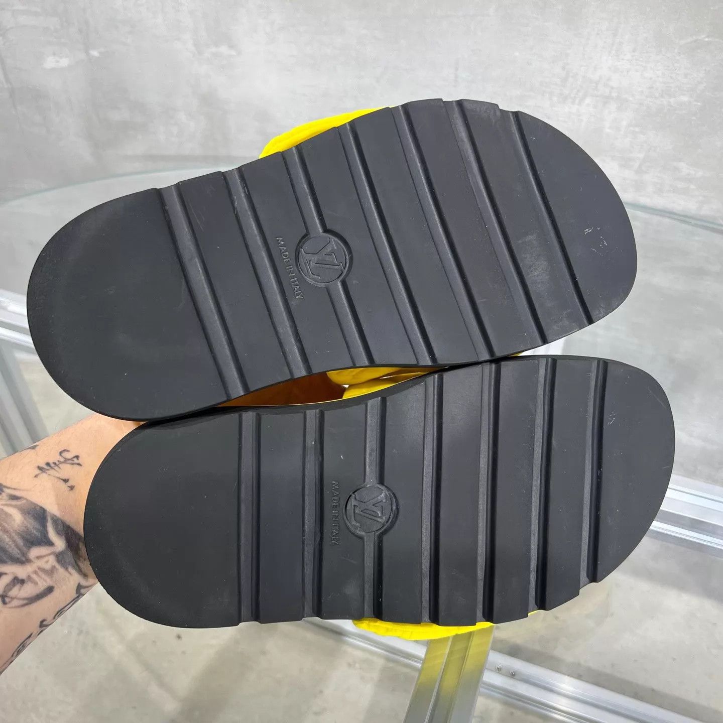 Louis Vuitton LV All Over Print Slides 38 YH23871 Size US 7.5 / IT 37.5 - 7 Thumbnail