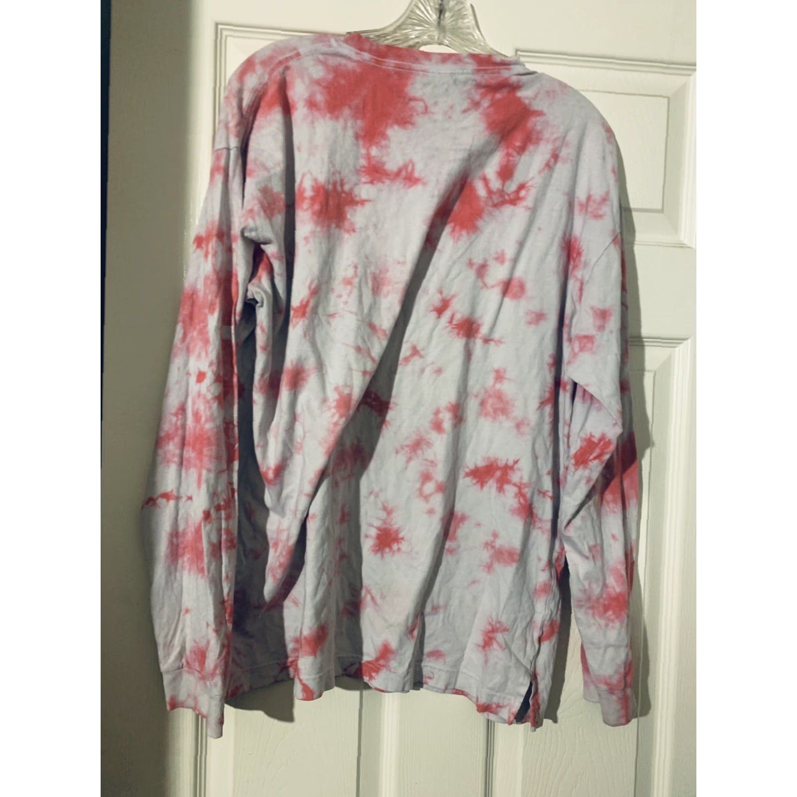 Victoria's Secret **Victoria's Secret Tye Dye Pink White Long Sleeve Pullover Large** User: Victoria's Secret Tye Dye Pink White Long Sleeve Shirt Large Size L / US 10 / IT 46 - 4 Thumbnail