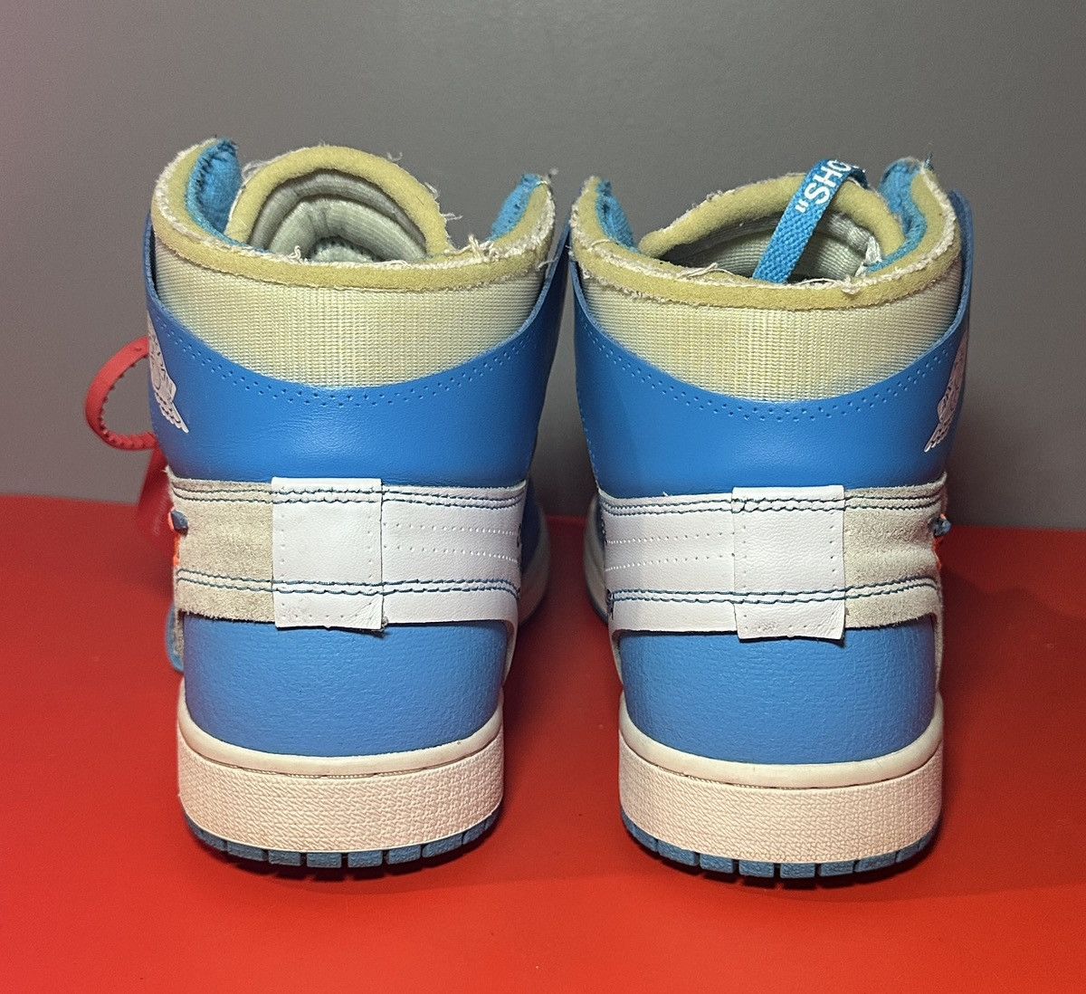 Jordan Brand × Off-White Size 11.5 - Jordan 1 Retro OG x Off-White High UNC Size US 11.5 / EU 44-45 - 5 Thumbnail