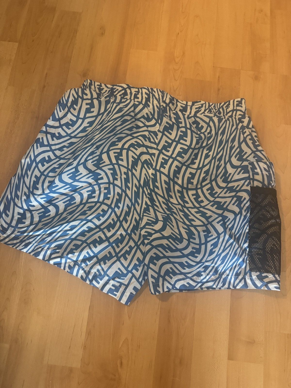 Fendi Fendi mens swim Size US 32 / EU 48 - 2 Thumbnail
