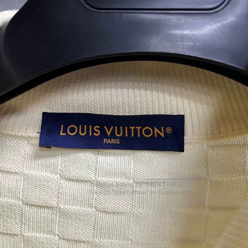 Louis Vuitton Louis Vuitton 24 Ivory Solid Zip-up Casual Long Sleeve Swe Size US XXL / EU 58 / 5 - 3 Thumbnail