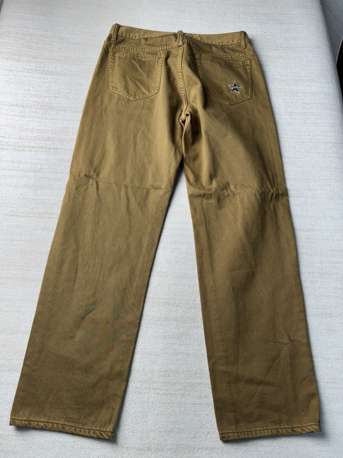 Supreme Regular fit jean 30 Size US 30 / EU 46 - 2 Thumbnail