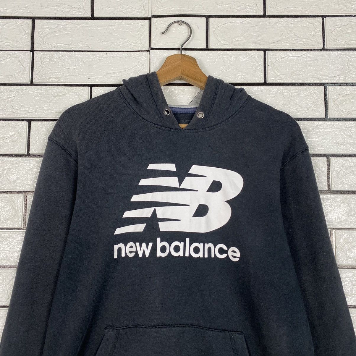 Japanese Brand Vintage Sweatshirt Hoodie New Balance Big Logo Size US M / EU 48-50 / 2 - 13 Thumbnail