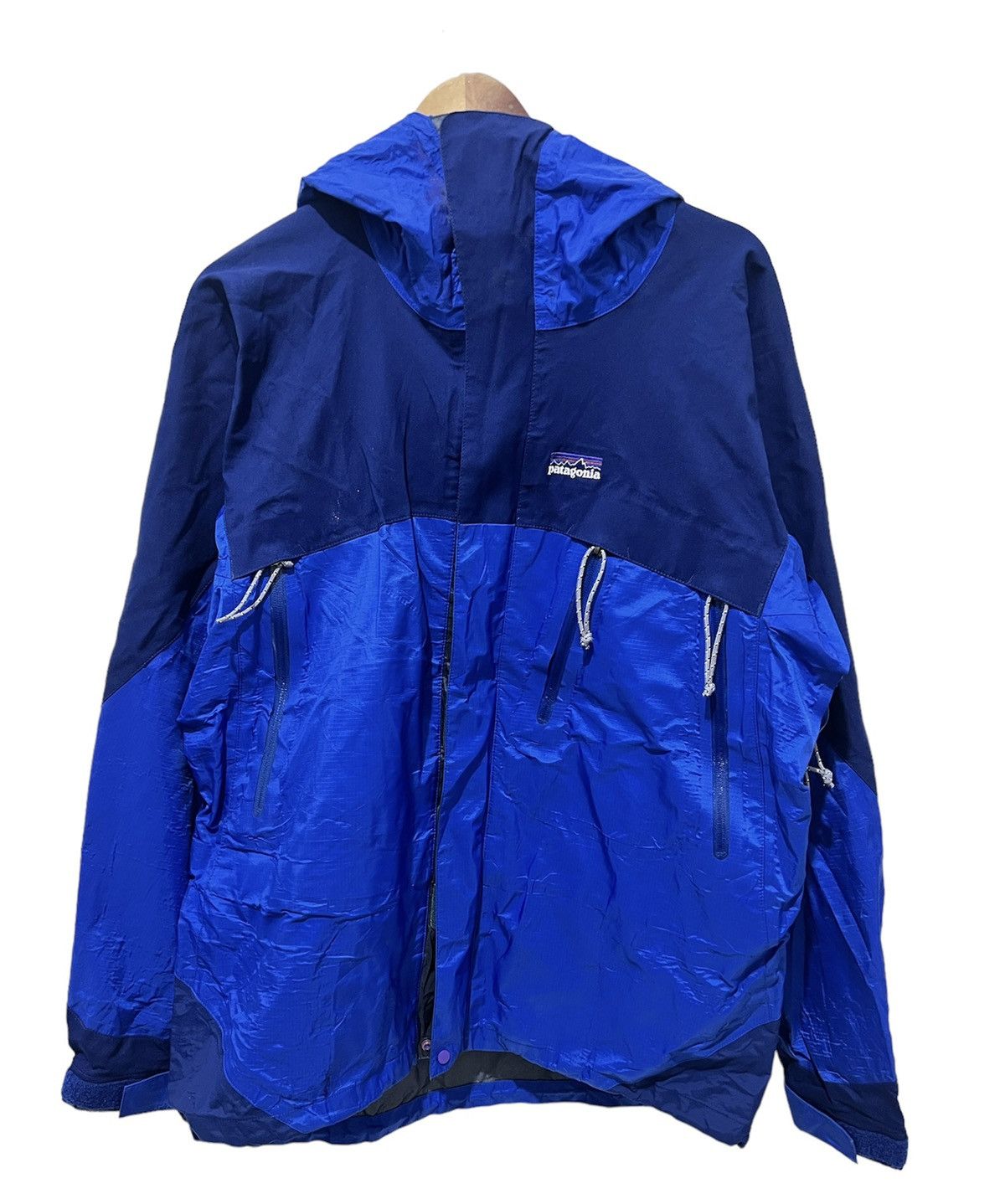 image of Patagonia Windbreaker Jacket in Blue, Men's (Size Medium)