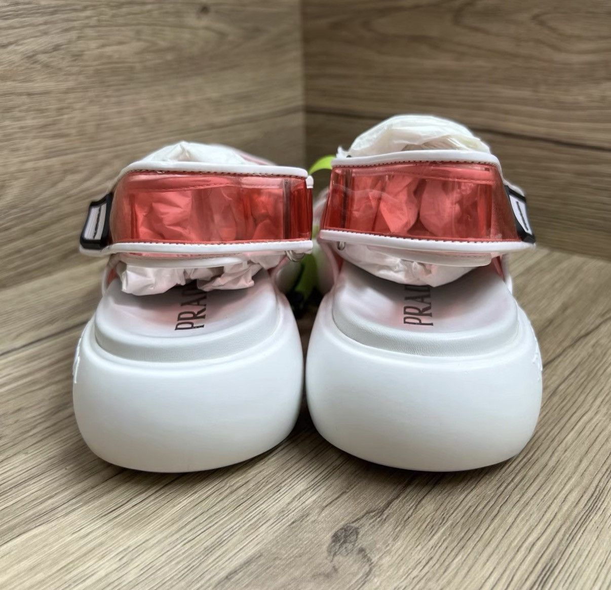 Prada Prada White and Red Sandals J41 Size US 7 / IT 37 - 4 Thumbnail