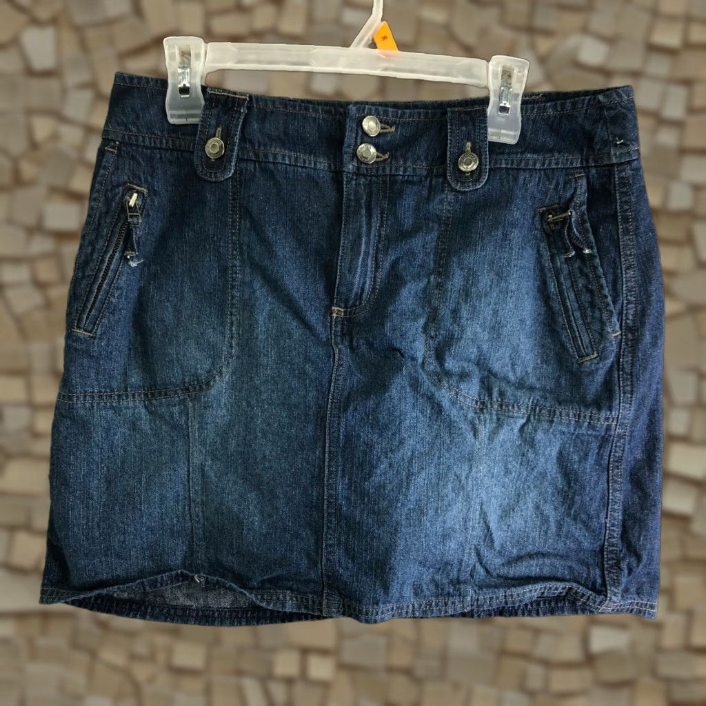 Denime Sonoma Blue Jean Skirt Womens Size 10 Midi Mini Denim 32" Waist Medium Wash Cotton Size 32" / US 10 / IT 46 - 1 Thumbnail