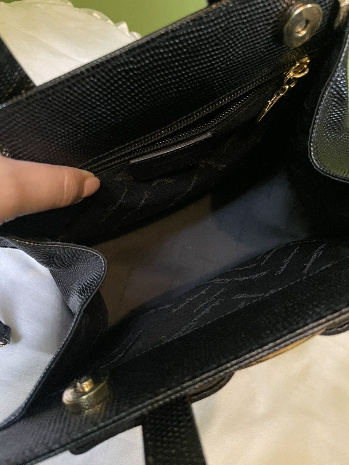 Salvatore Ferragamo Salvatore Ferragamo Black Vara Tote Bag Size ONE SIZE - 7 Thumbnail