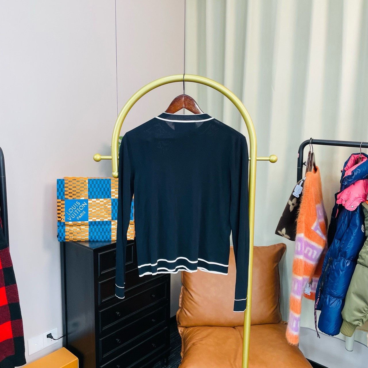Gucci Gucci Black hem retro logo cardigan swaeter 2501-Nextarrow Size US S / EU 44-46 / 1 - 2 Thumbnail