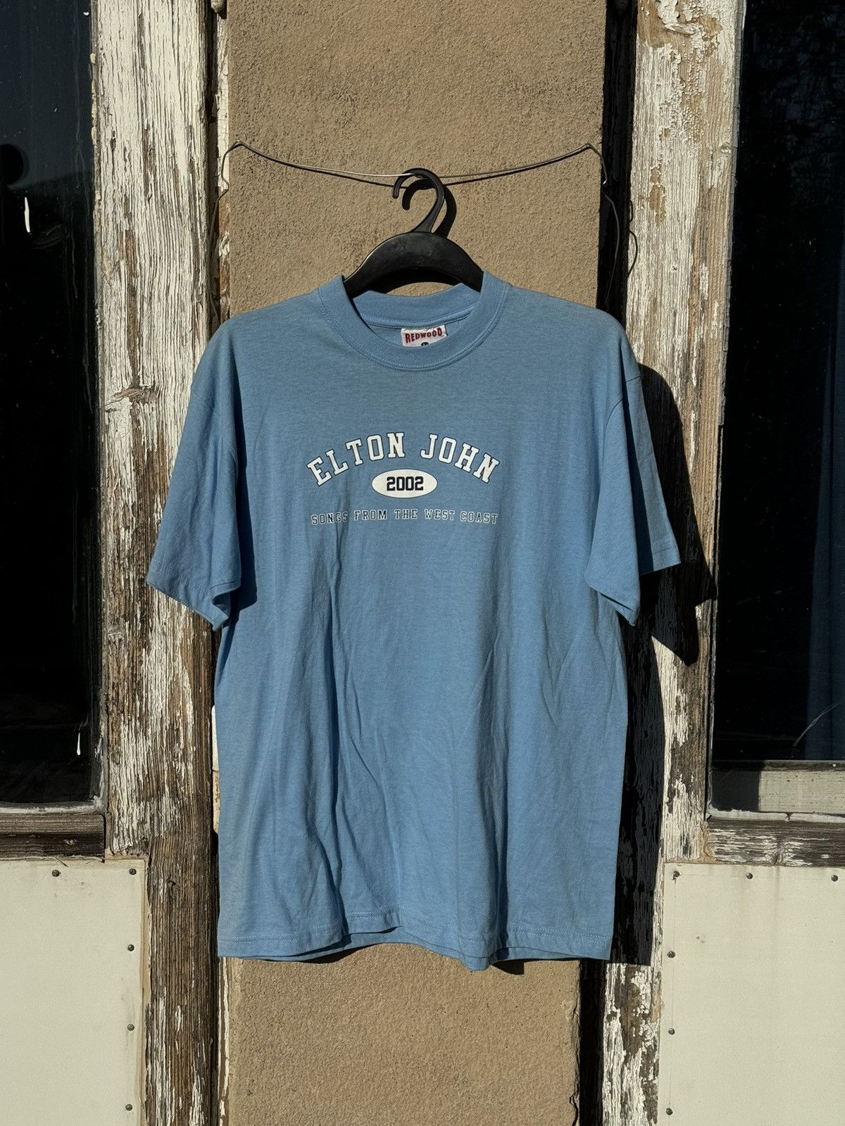 Band Tees 2002 Elton John Redwood Tshirt Vintage baby blue Size US L / EU 52-54 / 3 - 1 Thumbnail