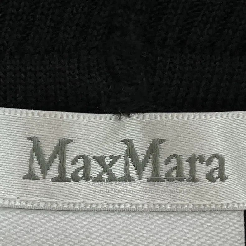 Max Mara Max Mara Black high-necked dress Size XS / US 0-2 / IT 36-38 - 3 Thumbnail