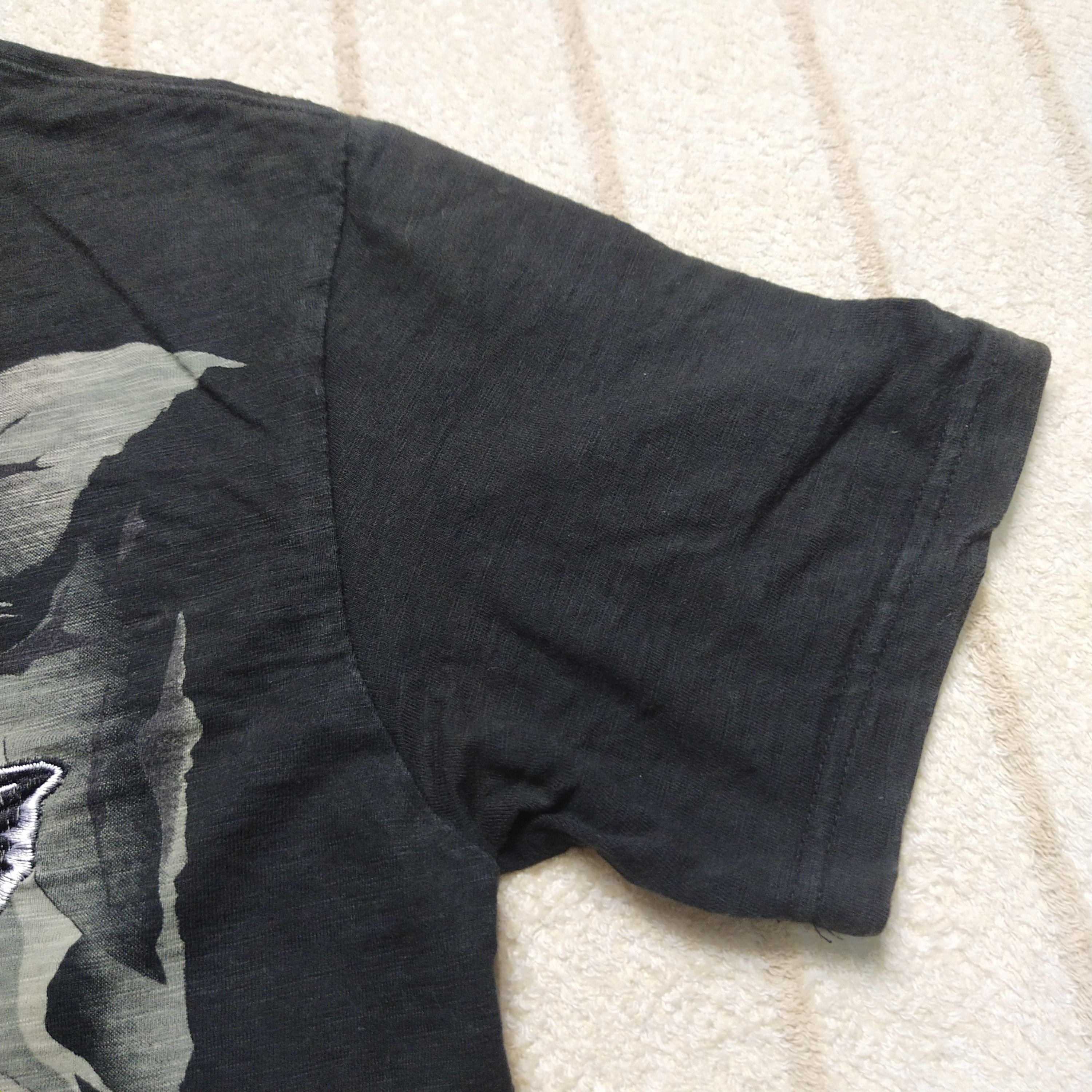 Japanese Brand × Vintage Distressed KOI fish Tee Size US M / EU 48-50 / 2 - 10 Thumbnail
