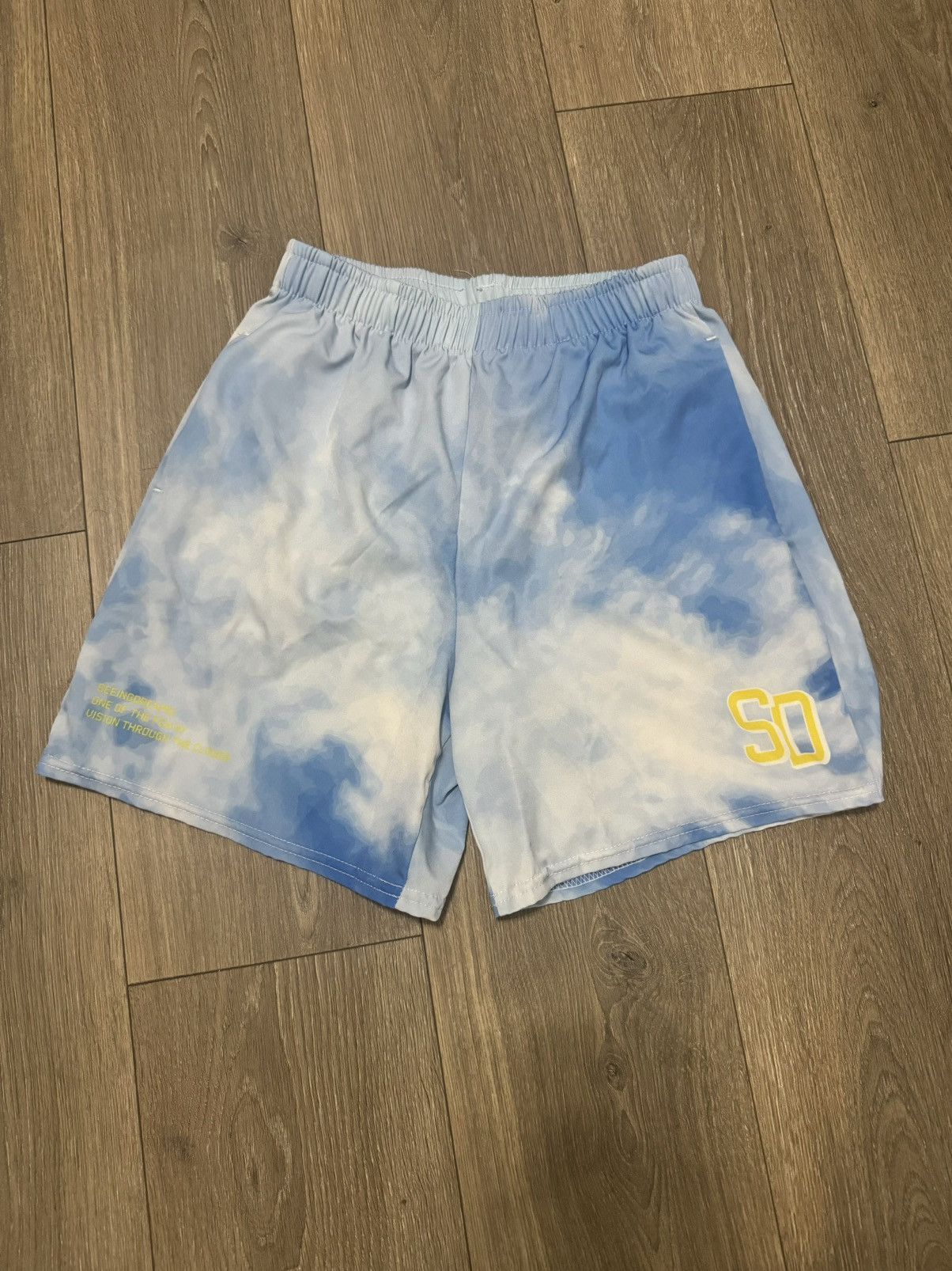 Japanese Brand Seeing dreams cloud shorts size small Size US 31 - 1 Thumbnail
