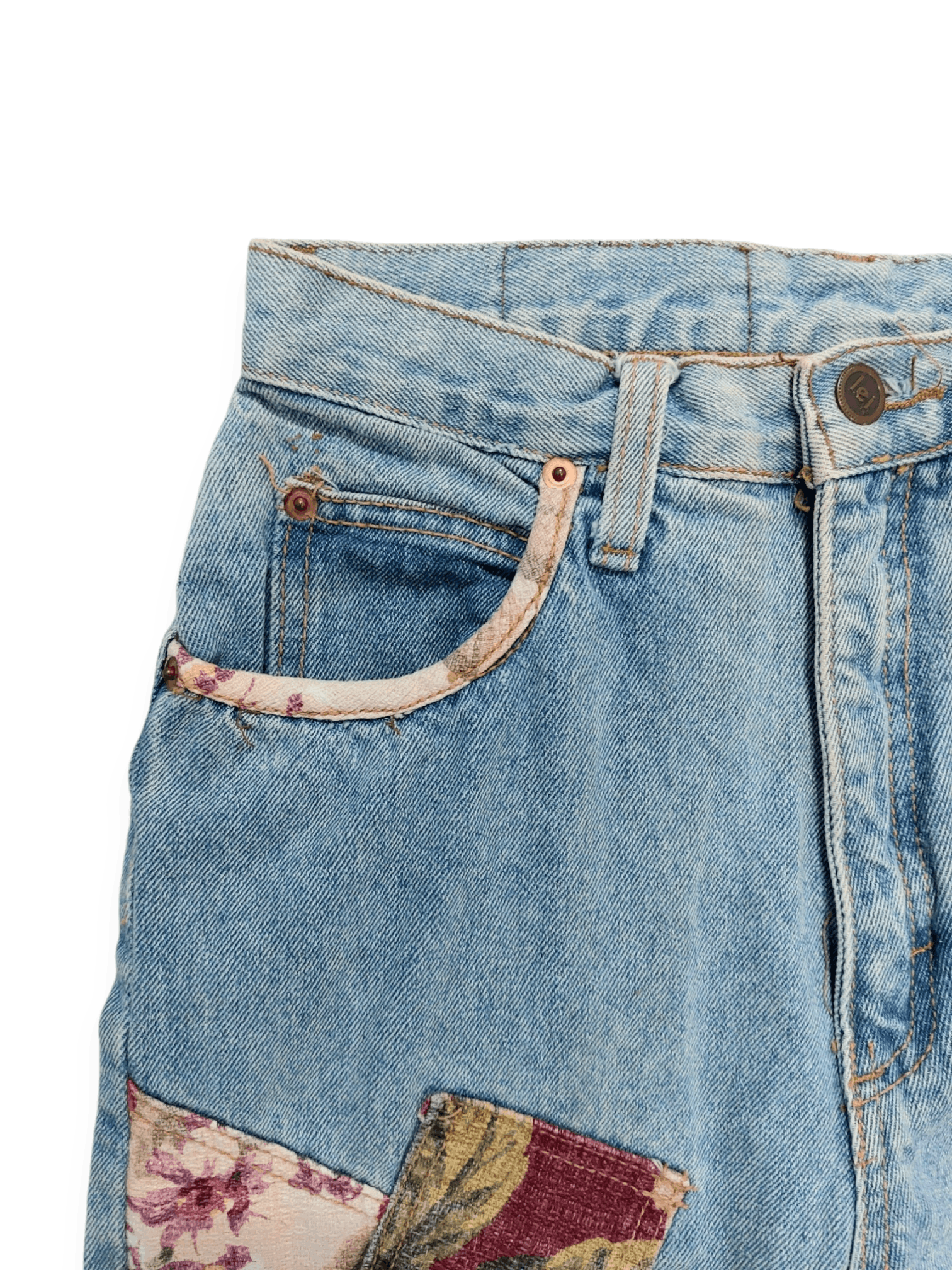 L.E.I. L.E.I Beauty Flower Painted Jeans Size 25" / US 0 / IT 36 - 4 Thumbnail