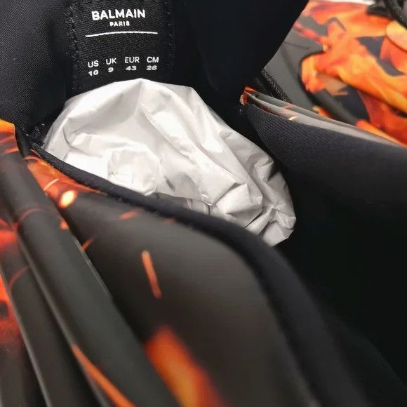Balmain Balmain Men's Unicorn Flame Printed Low Sneakers- EU44/US11 Size US 11 / EU 44 - 9 Thumbnail