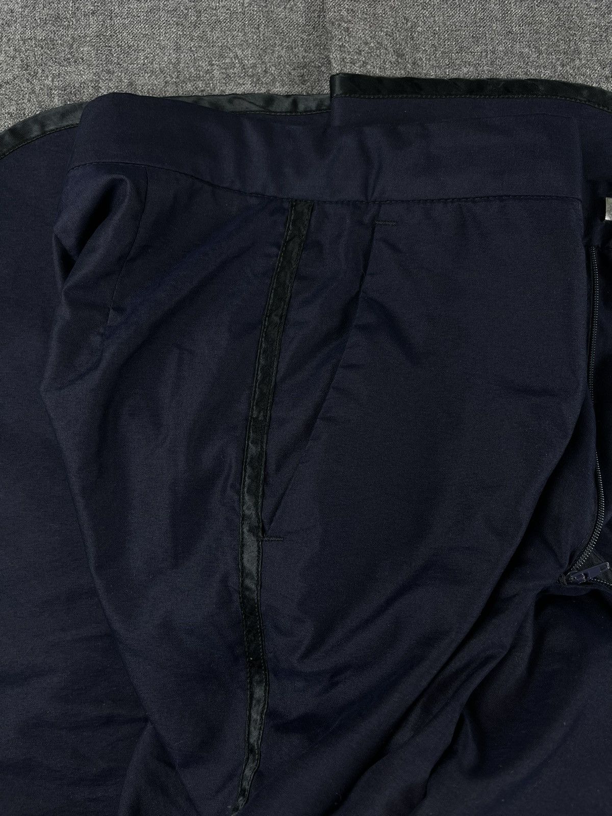Raf Simons AW97 Raf Simons Side Striped Piped Nylon Pants Trousers Size US 30 / EU 46 - 4 Thumbnail