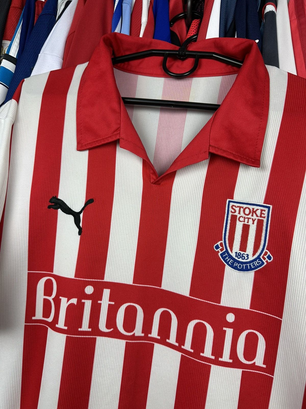 Puma × Vintage STOKE CITY 2004 2005 HOME FOOTBALL SHIRT SOCCER JERSEY PUMA Size US L / EU 52-54 / 3 - 4 Thumbnail