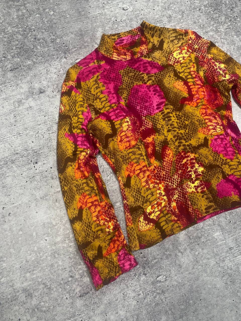 Versace Jeans Couture Vintage Versace Snake Skin Printed Long Neck Top Y2K Size L / US 10 / IT 46 - 5 Thumbnail