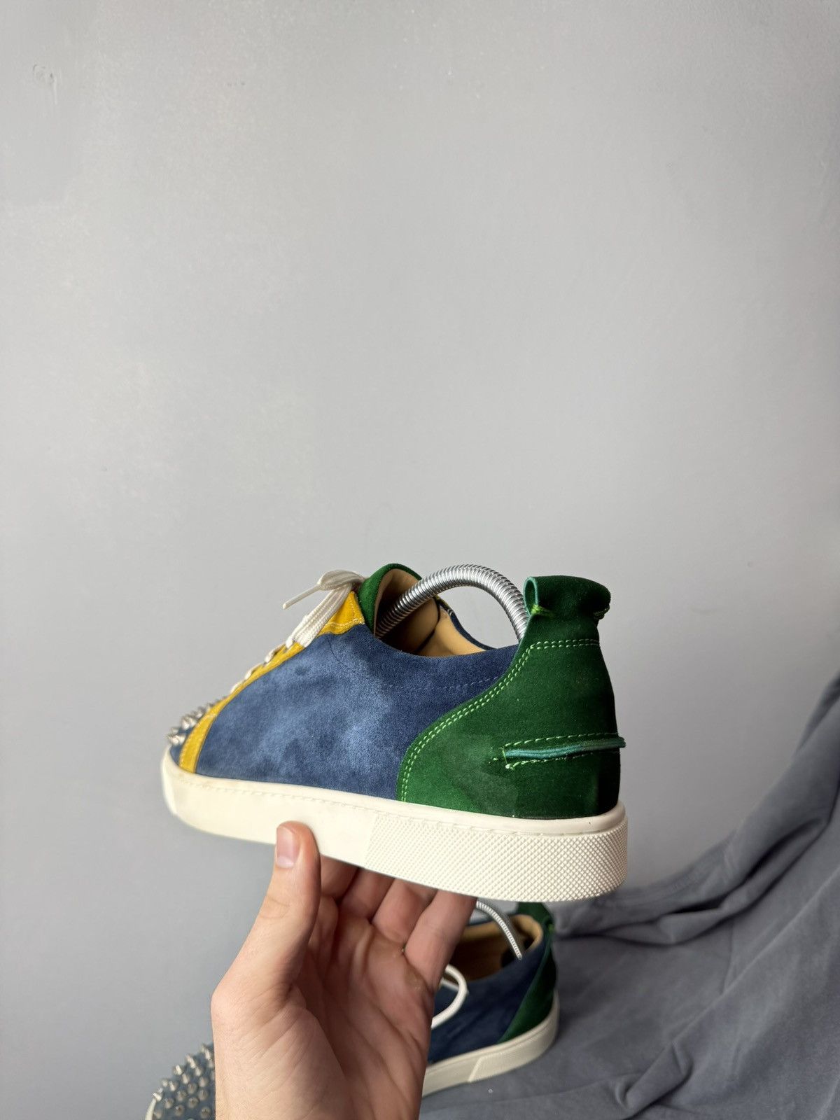 Christian Louboutin Christian Louboutin Suede Low Top Sneakers 42 Size Size US 8.5 / EU 41-42 - 3 Thumbnail