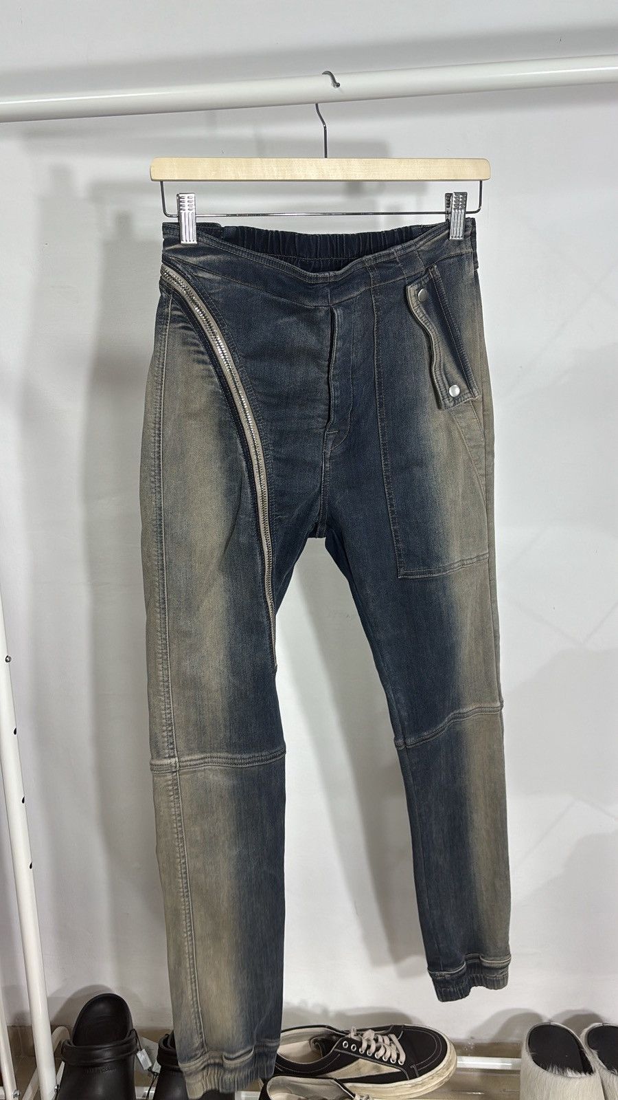 Rick Owens Drkshdw Rick Owens DRKSHDW “Pearl” aircut Size US 26 / EU 42 - 1 Thumbnail