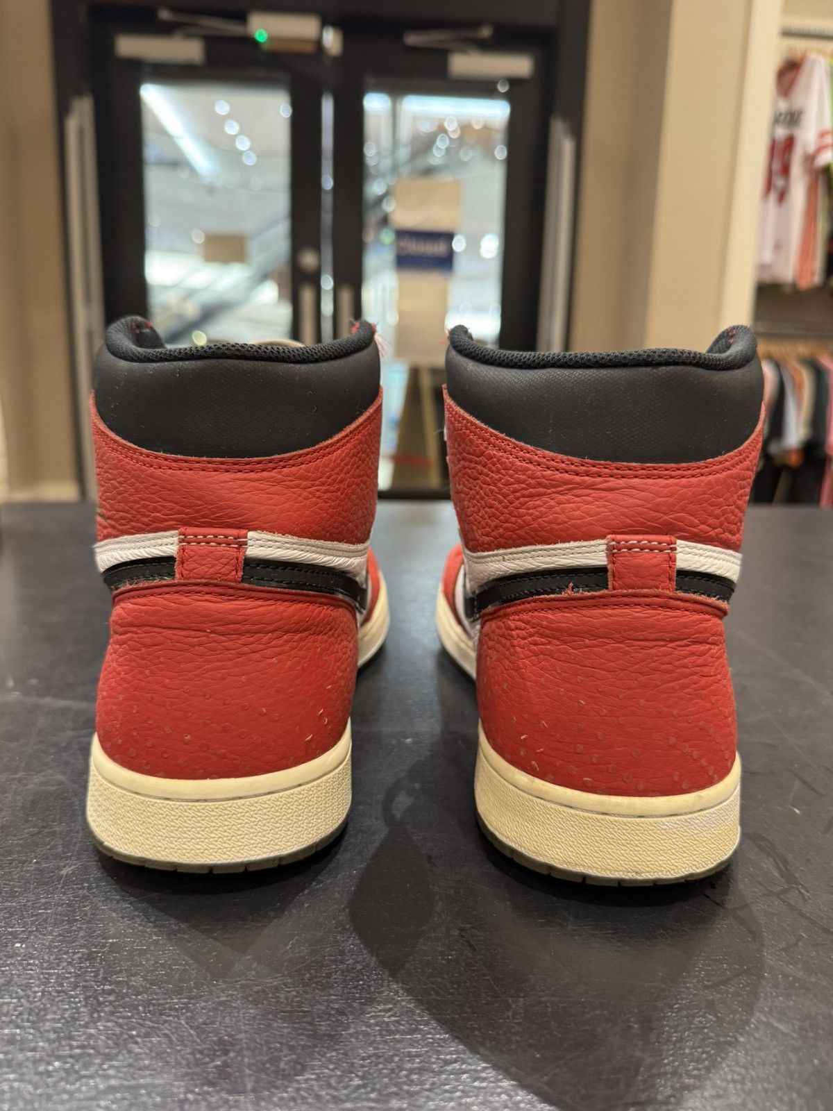 Jordan Brand Jordan 1 Retro High Spider-Man OG Origin Story Size US 11.5 / EU 44-45 - 2 Thumbnail