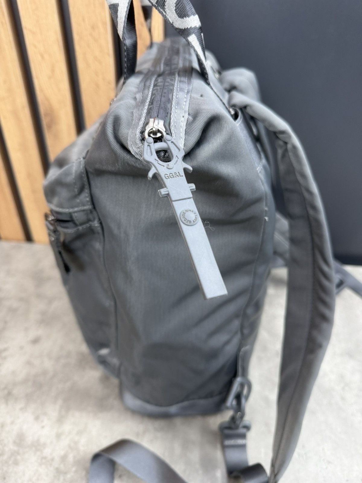Vintage George Gina & Lucy Monokissed Gray Backpack Size ONE SIZE - 8 Thumbnail