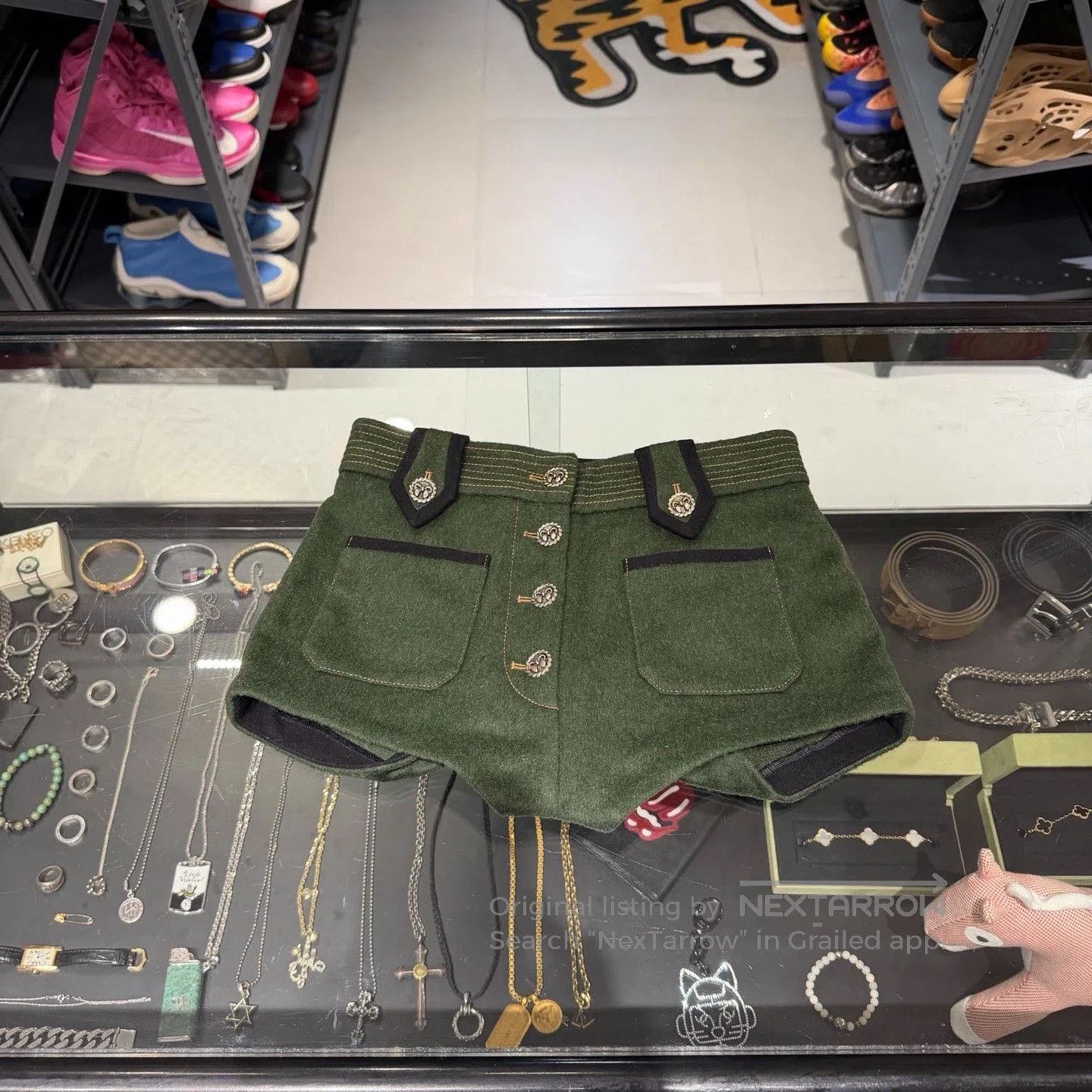 Miu Miu Miu Miu Army Green Wool Shorts. Size 37" - 3 Thumbnail