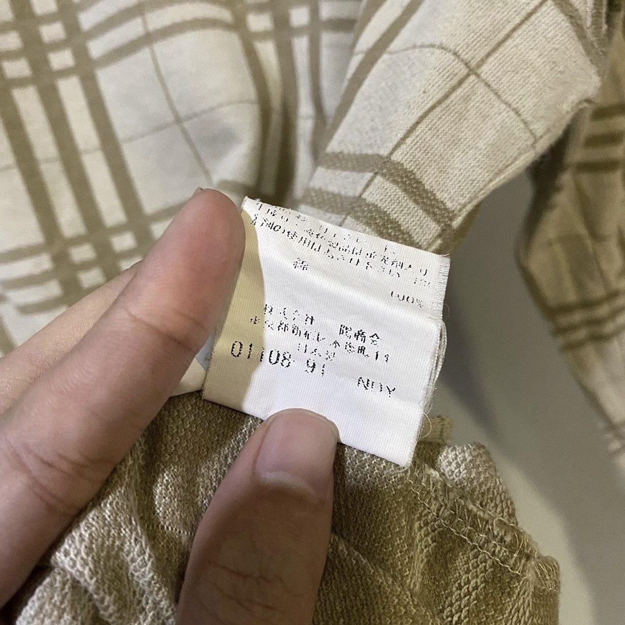 Burberry Burberry London Nova Checked Long Sleeve T-Shirt Size US M / EU 48-50 / 2 - 5 Thumbnail