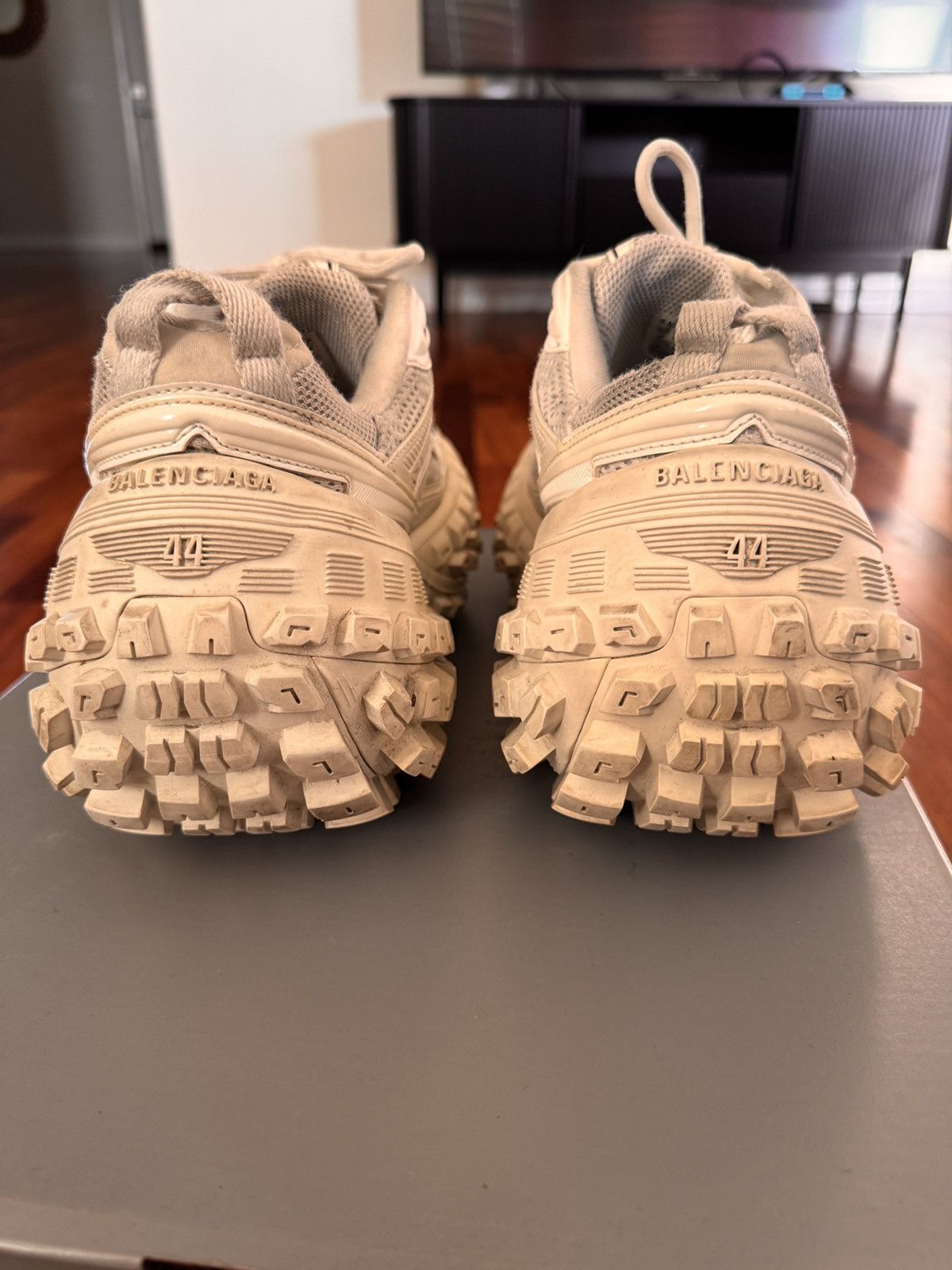 Balenciaga defender / Bouncer Shoes Size 44