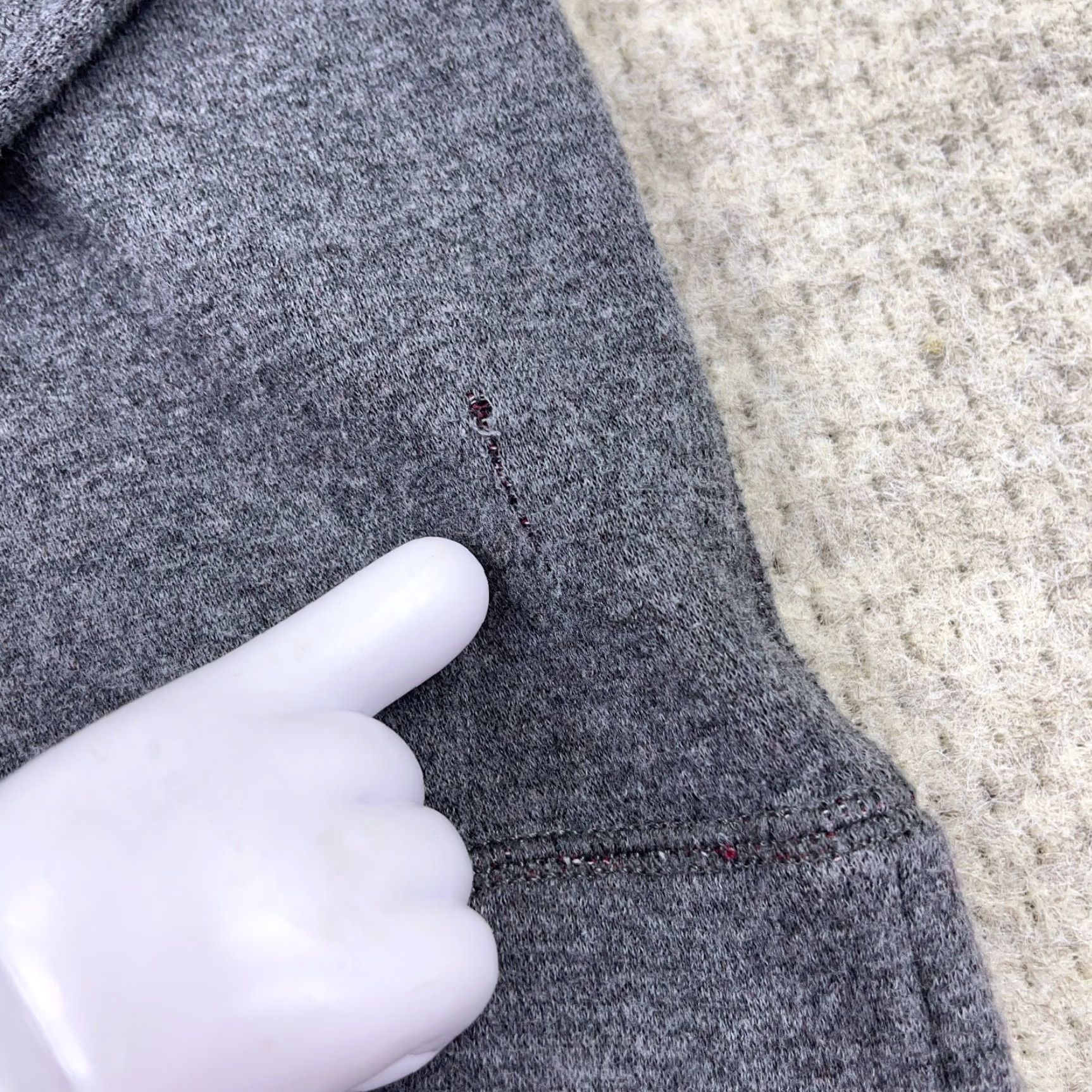 Tommy Bahama VINTAGE Tommy Bahama Sweater Shirt Men M Gray Red Reversible Quarter Zip Marlin 4-Season Casual Mens Size US M / EU 48-50 / 2 - 2 Thumbnail