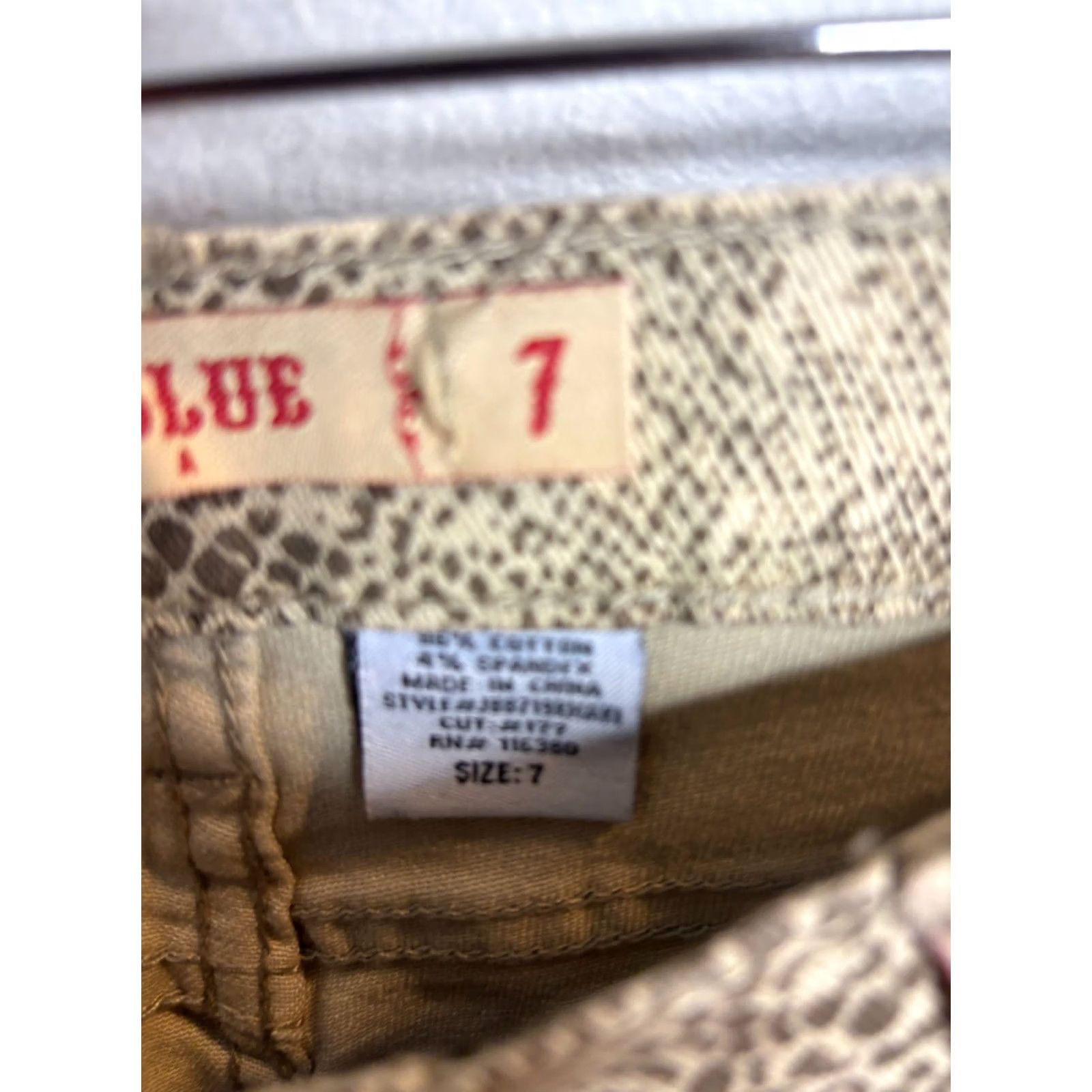 Denime Judy Blue Jeans 5309 Skinny Fit Beige Denim 31x30 5-Pocket Embroidered Stars Women Regular Size 7 Size 28" / US 6 / IT 42 - 4 Thumbnail