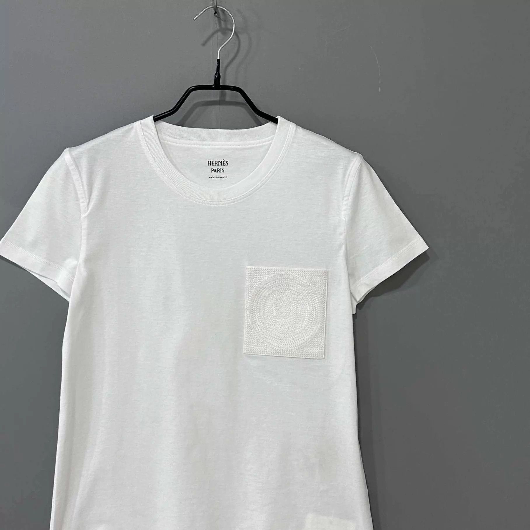 Hermes HERMES White Pocket Logo Short Sleeve 34 Size XS / US 0-2 / IT 36-38 - 2 Thumbnail