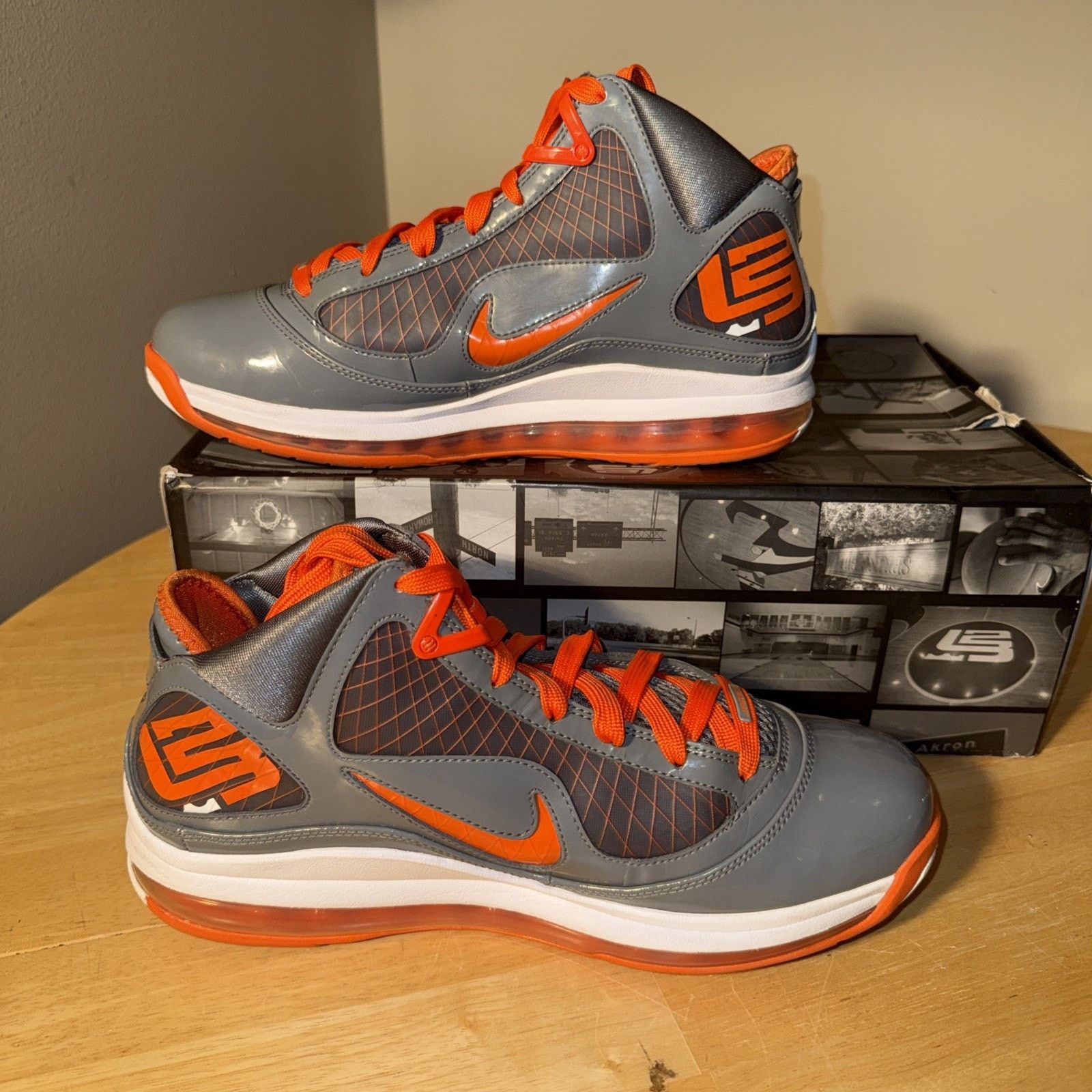 Nike Nike Lebron 7 VII Eastbay TB Orang393320-003 Size 9.5 OG Box Size US 9.5 / EU 42-43 - 3 Thumbnail
