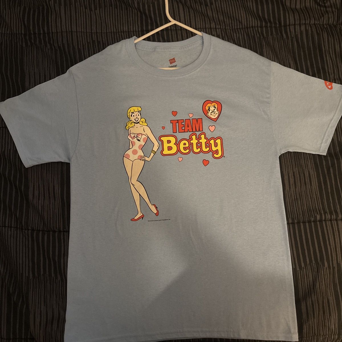 Hanes Betty team baby blue tee(shoot me offers) Size US M / EU 48-50 / 2 - 1 Thumbnail