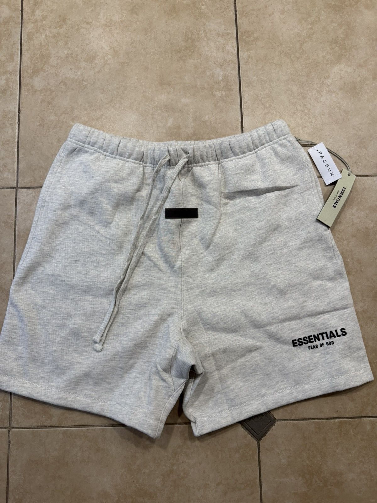 Essentials Shorts Light Oatemal