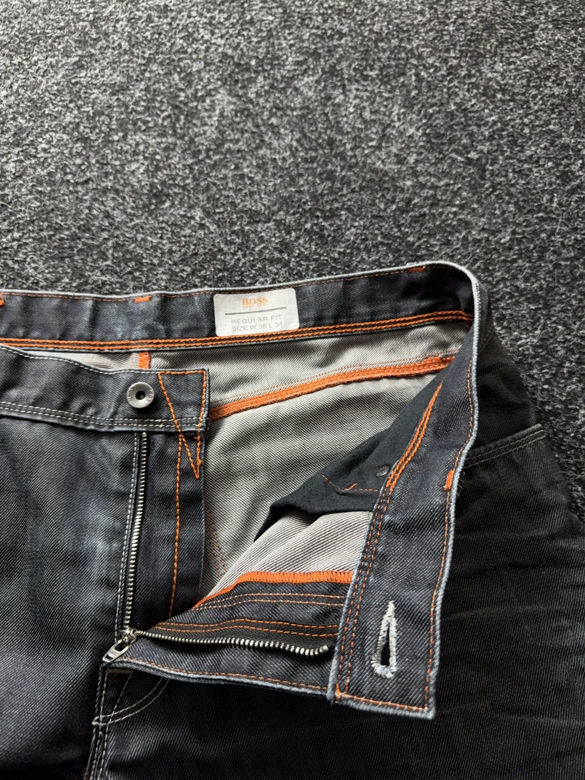 Hugo Boss Avant Garde 00s Vntg Hugo Boss Black Denim Jeans Regular Fit Size US 34 / EU 50 - 9 Thumbnail