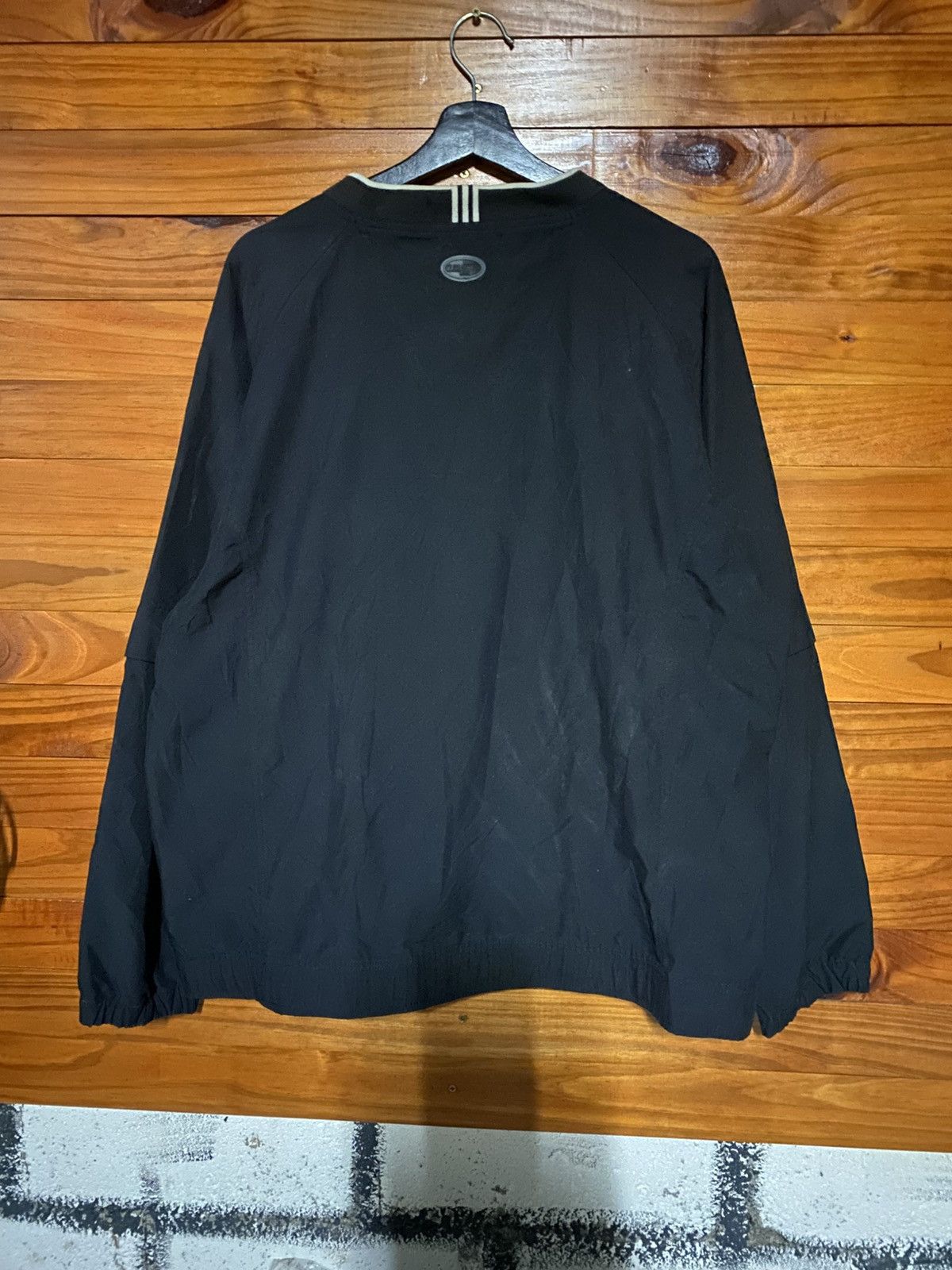 Adidas Vintage 2000s Adidas Climashield Wind Pullover – Black V-Nec Size US L / EU 52-54 / 3 - 8 Thumbnail