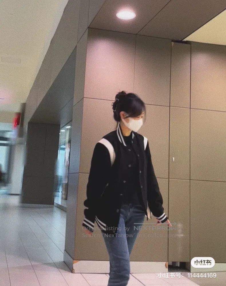 Givenchy Givenchy Wool Baseball Jacket in XS Size US XS / EU 42 / 0 - 3 Thumbnail