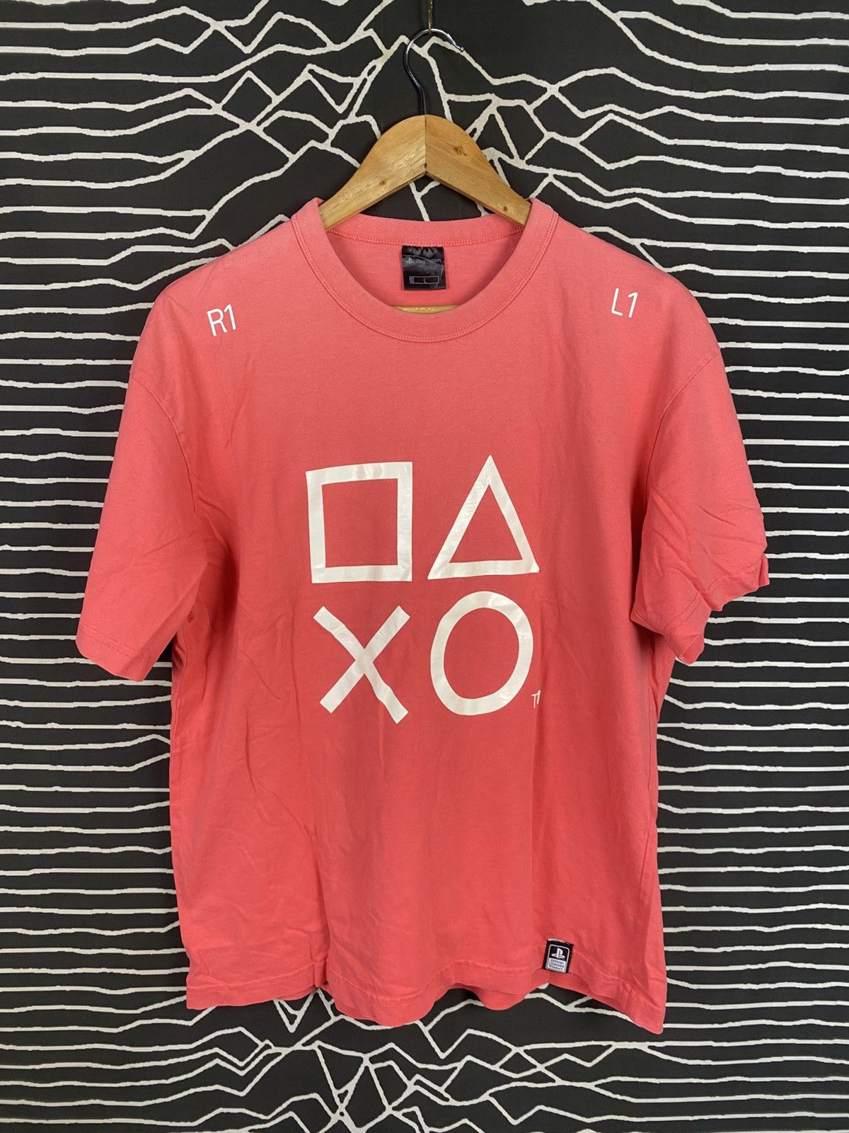 Playstation Playstation x GU Tshirt Size US L / EU 52-54 / 3 - 1 Thumbnail