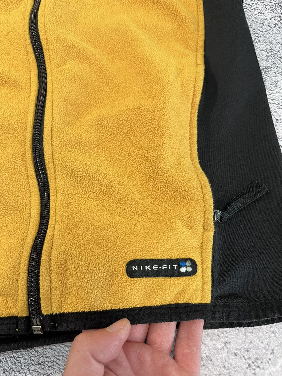 Nike × Vintage Nike Women Vest Fleece Vintage Yellow Swoosh Logo Size M Size M / US 6-8 / IT 42-44 - 3 Thumbnail