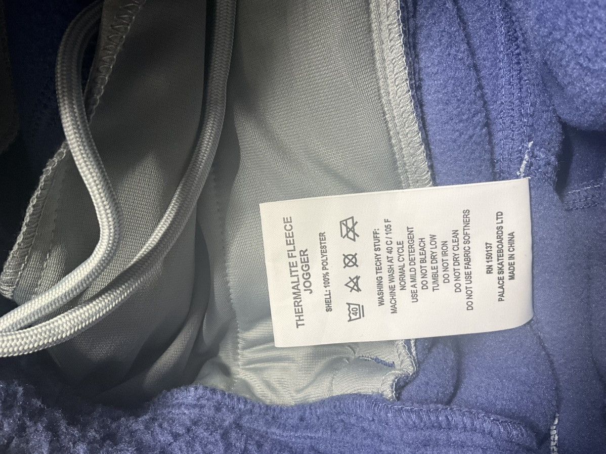 Palace Palace Thermalite Fleece Jogger Lavender SS/23 Size US 30 / EU 46 - 5 Thumbnail