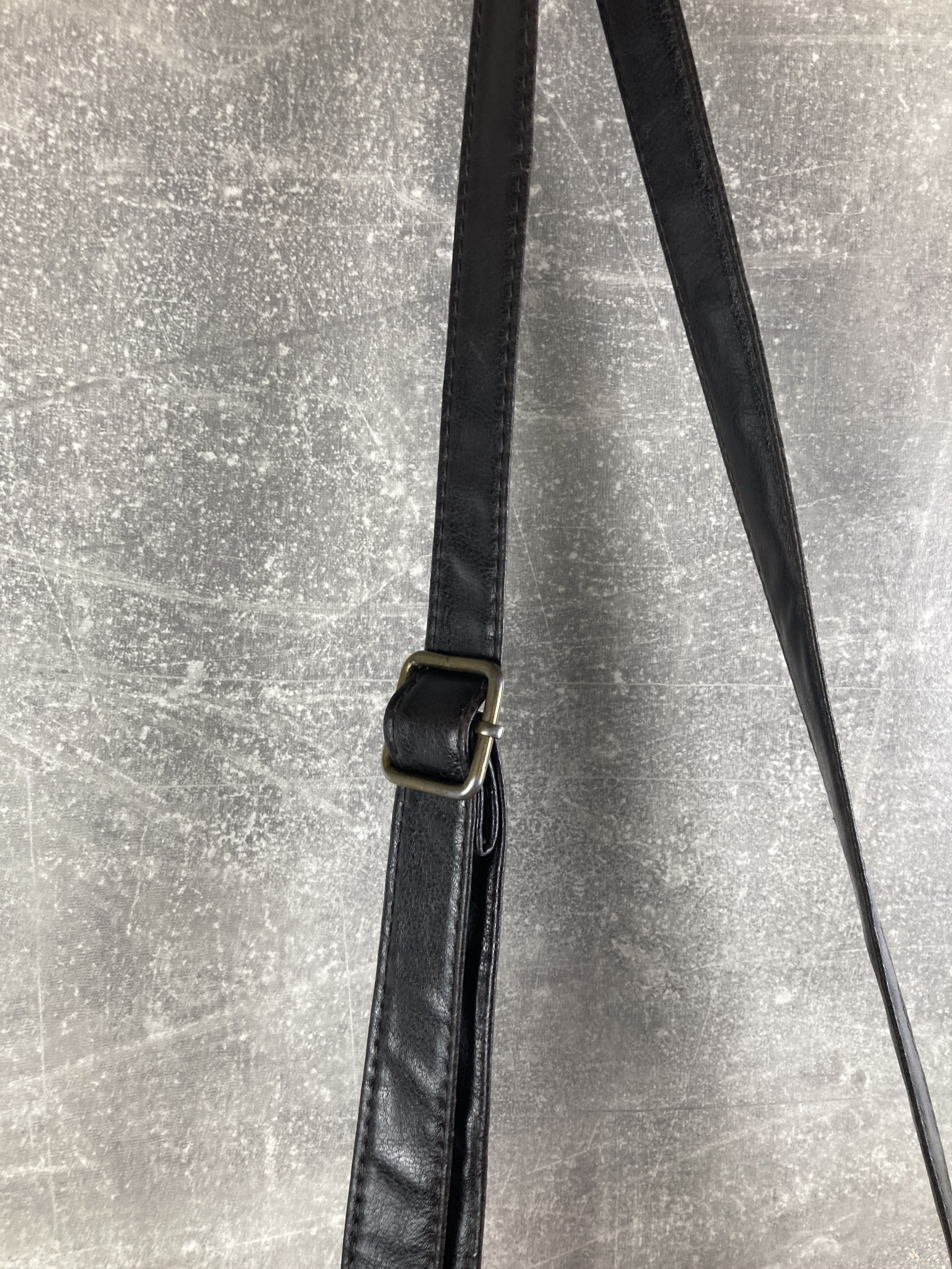 Genuine Leather Vintage leather avant garde crossbody messenger bag satchel Size ONE SIZE - 4 Thumbnail