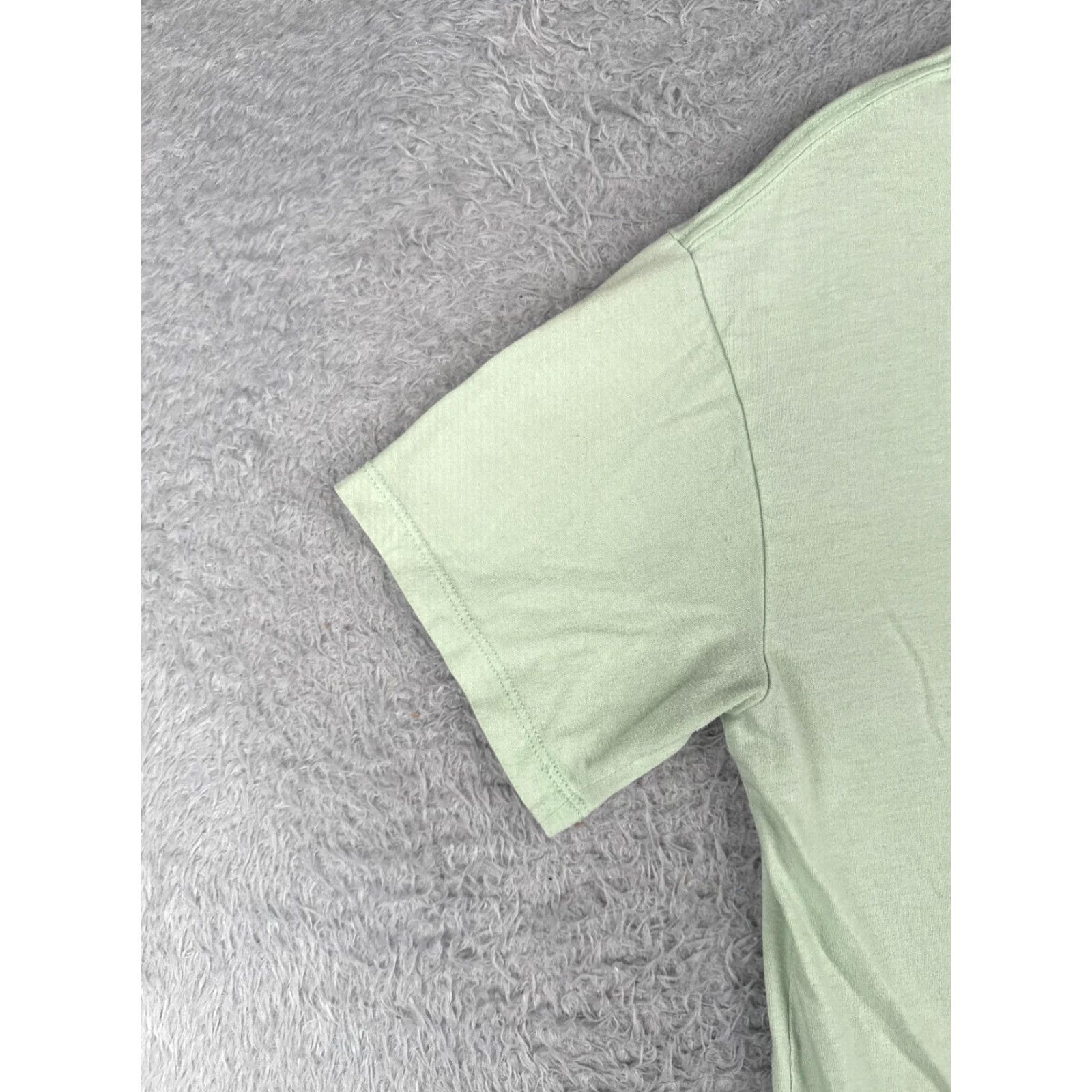 The North Face The North Face Shirt Women M Green Short Sleeve Crew Neck Poly Blend Read Size M / US 6-8 / IT 42-44 - 3 Thumbnail
