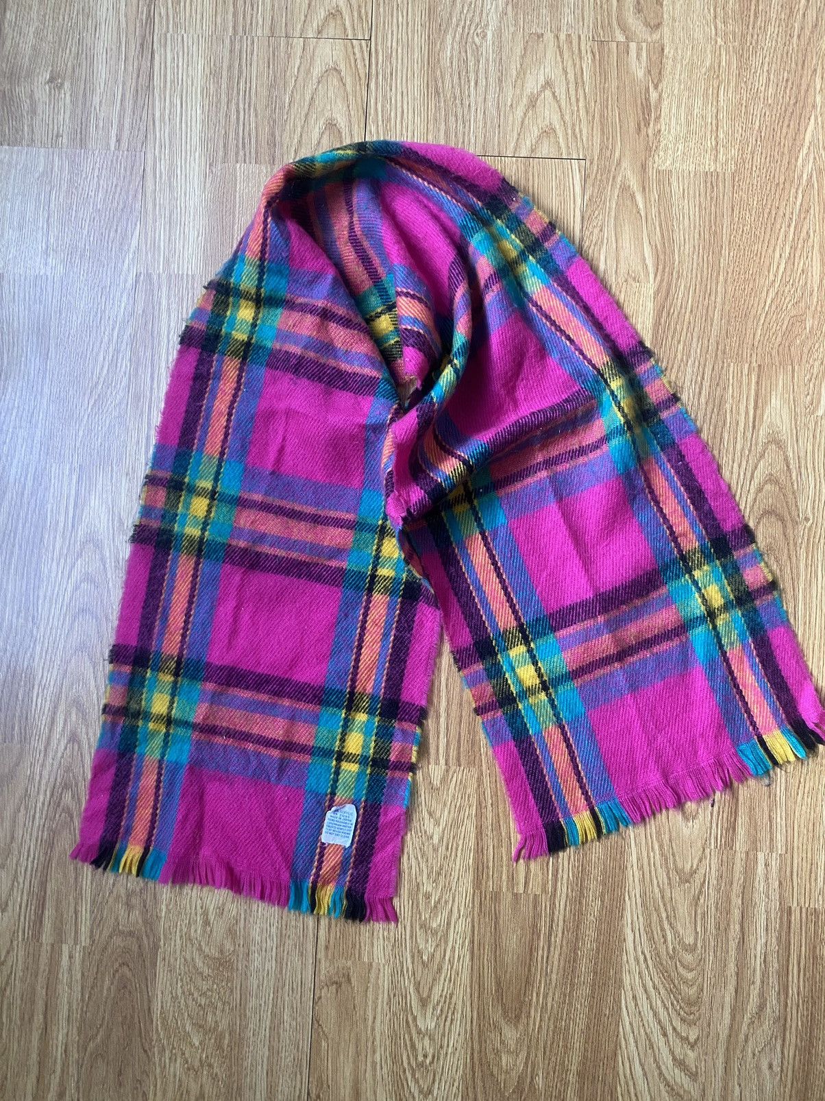 Japanese Brand Vintage 100% Acrylic Multicoloured Scarf Made in Japan Size ONE SIZE - 6 Thumbnail